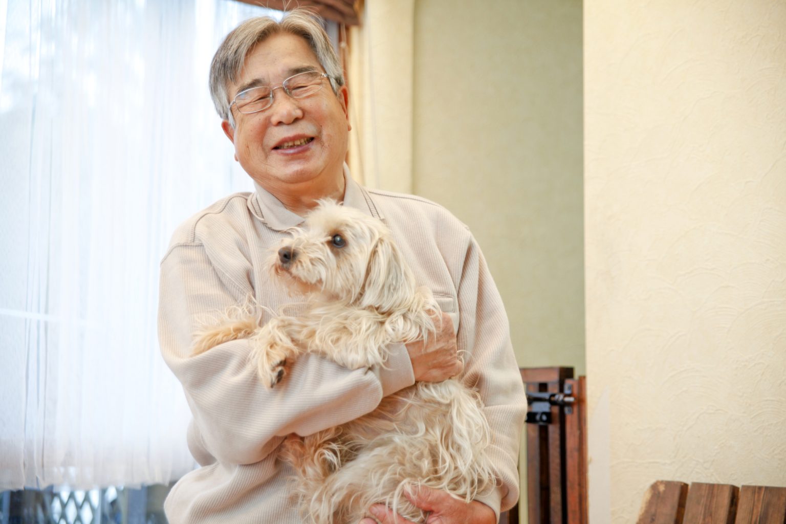 愛玩動物との生活がもたらす効果と課題