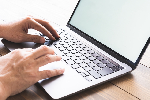 Amazon・自社ECとの違い