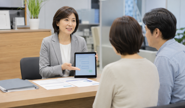 損保代理店の新規事業、LINE公式運用代行で収益源を増や...