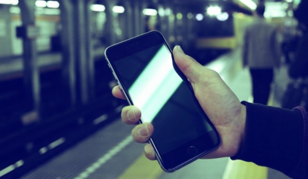 スマホでのネット詐欺にご用心 詐欺サイトの検知がアップ 見分け方は Ecのミカタ スマホでのネット詐欺にご用心 詐欺サイトの検知がアップ 見分け方は Ecのミカタ