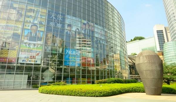 テレビ朝日・サイバーエージェント・電通などが手を組み、5G時代を見据えた動画広告企業を設立