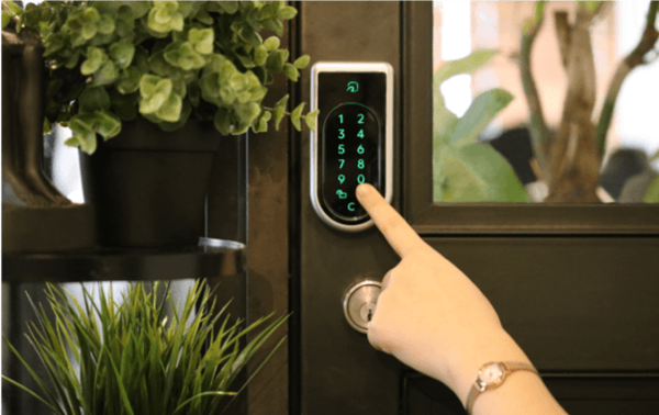 入館管理が行えるIoT製品「NinjaEntrance」
