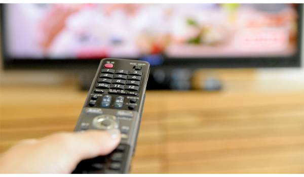 テレビ通販で購入した決め手のトップは「紹介や実演で魅力を感じたから」　ファンくる調査