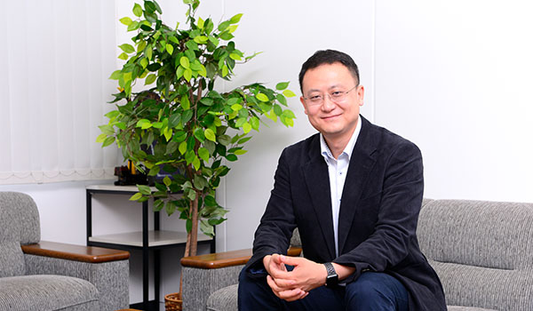 24ABC株式会社 取締役 韓 徳鵬氏