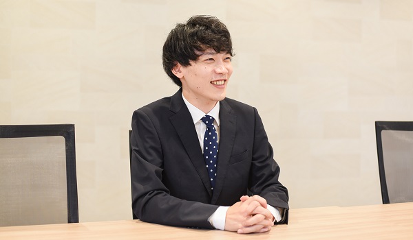 定期中止のリスクがありながら、お客様第一の考えでスタートした「１０日前メール」