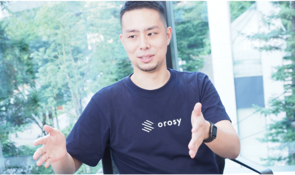 orosy誕生のきっかけとなった、BtoB業界の課題