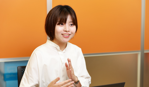 「ecbeing」の機能をクラウドで提供。3年で約100社が導入