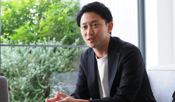 EC事業者が保有する顧客関連データを外部データと連携することで、CRMの高度化を目指す
